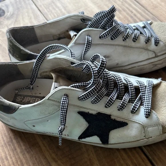 Golden Goose White and Black Men's Shoes - Picture 4 of 6